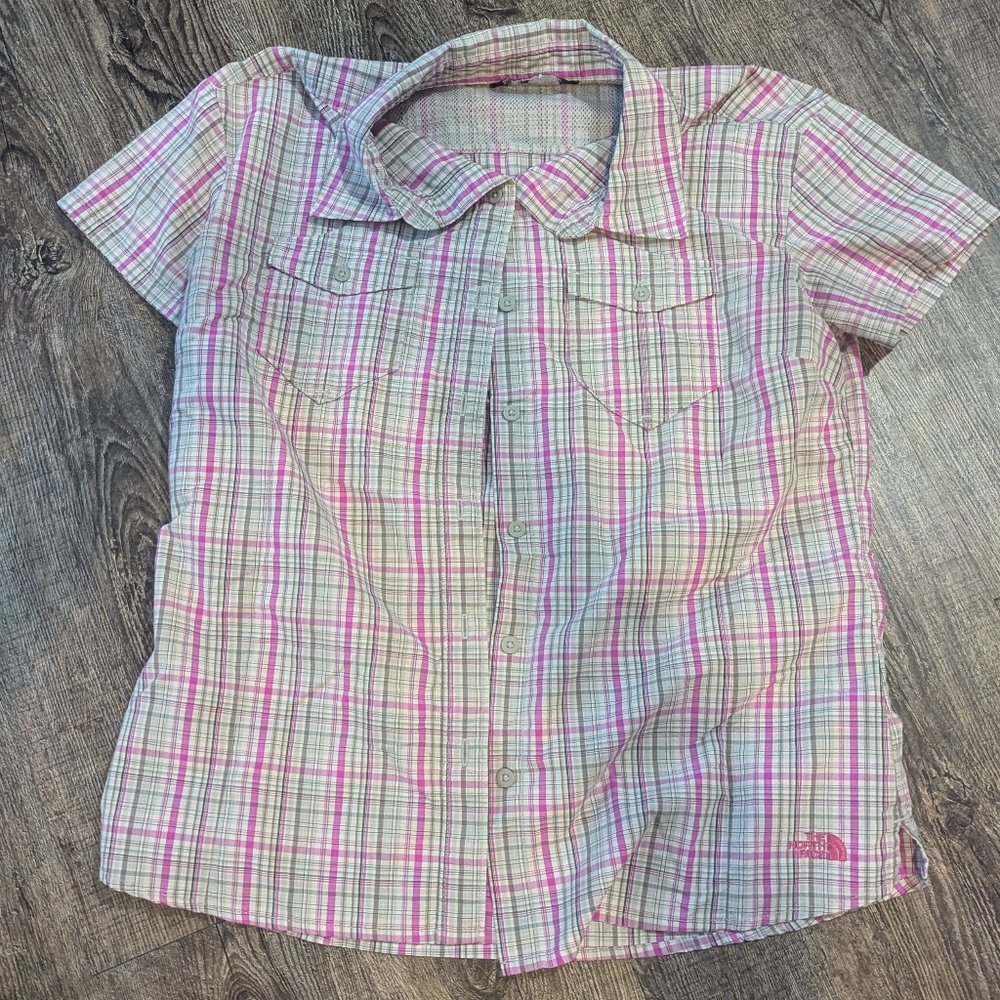 Medium north face hiking button up